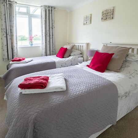 Holiday Home Woodhouse-4 By Interhome Shermanbury Exteriör bild