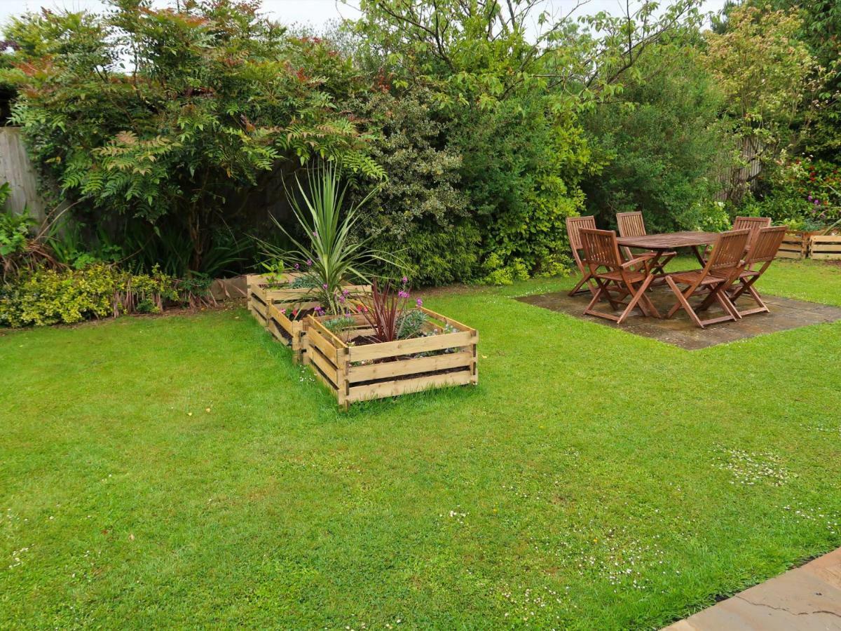 Holiday Home Woodhouse-4 By Interhome Shermanbury Exteriör bild